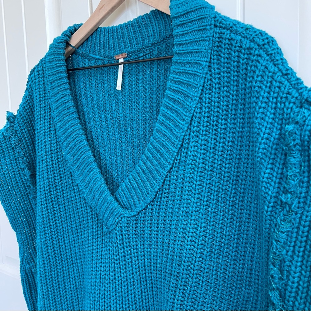 Free People Womens Clyde Sweater Vest Chunky Knit in Teal Green, Size XS - Picture 4 of 9